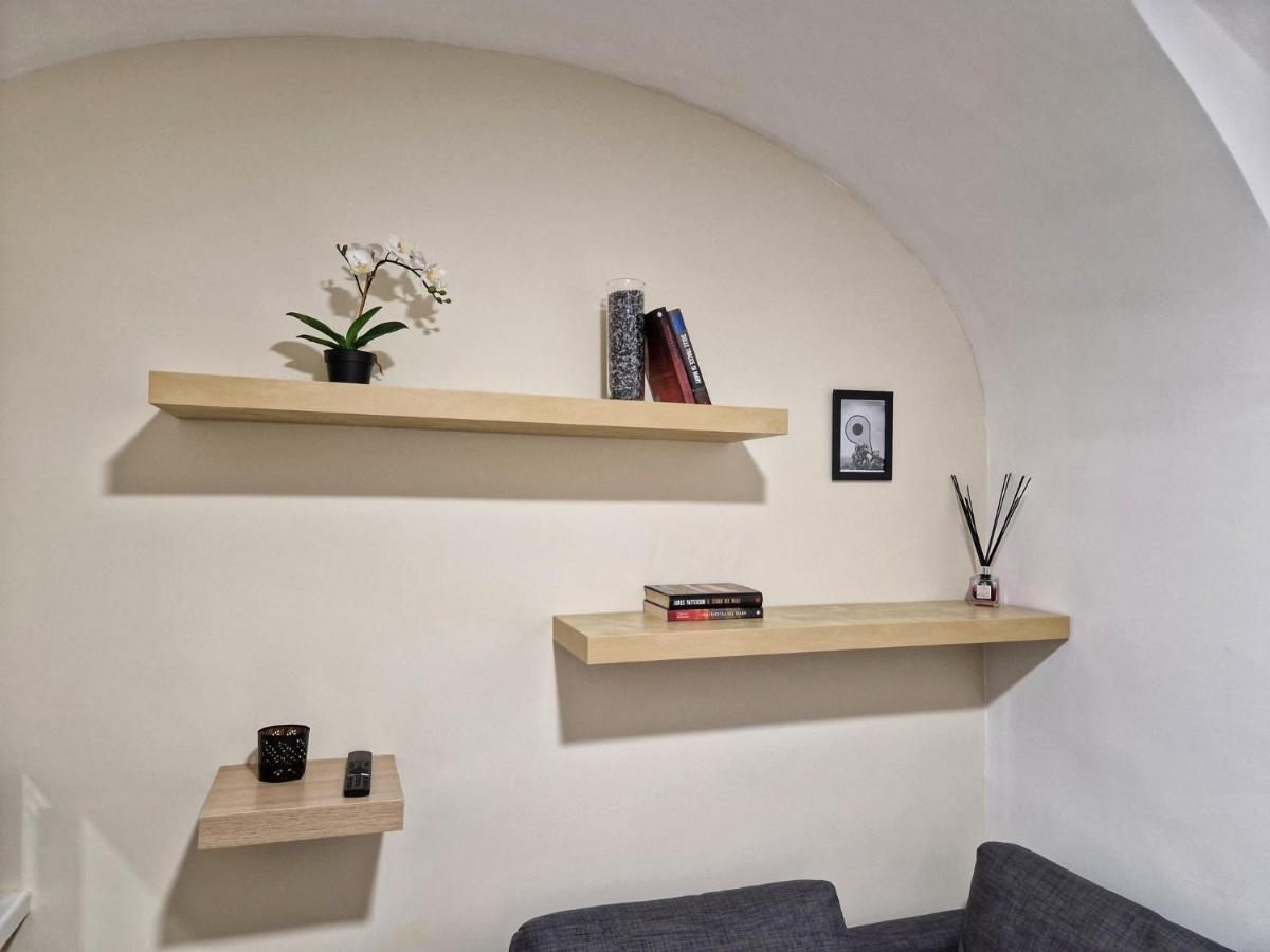 Ana'S Place Torino 4 Apartment Bagian luar foto