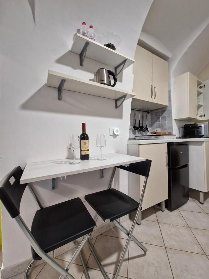 Ana'S Place Torino 4 Apartment Bagian luar foto